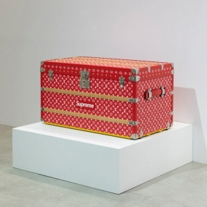 malle courrier 90 trunk by louis vuitton x supreme